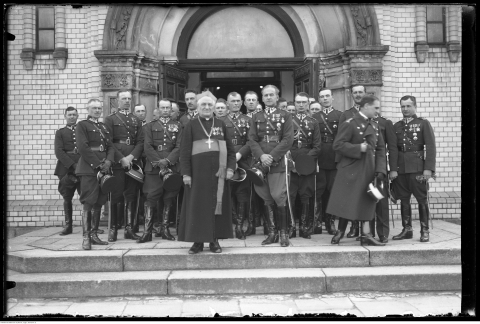 Wizyta bp. Władysława Bandurskiego w 1 Pułku Piechoty Legionów.